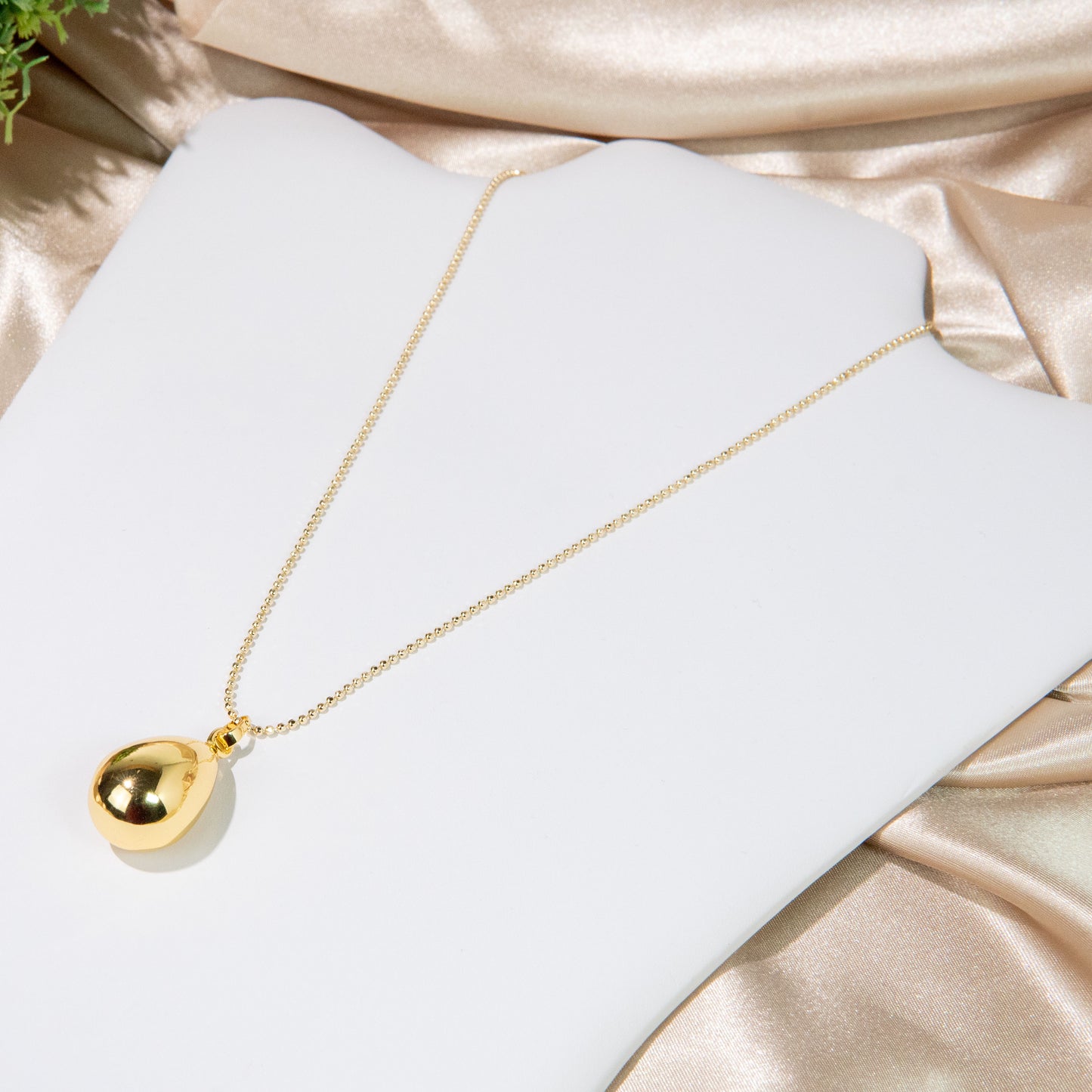 Gold Teardrop Necklace