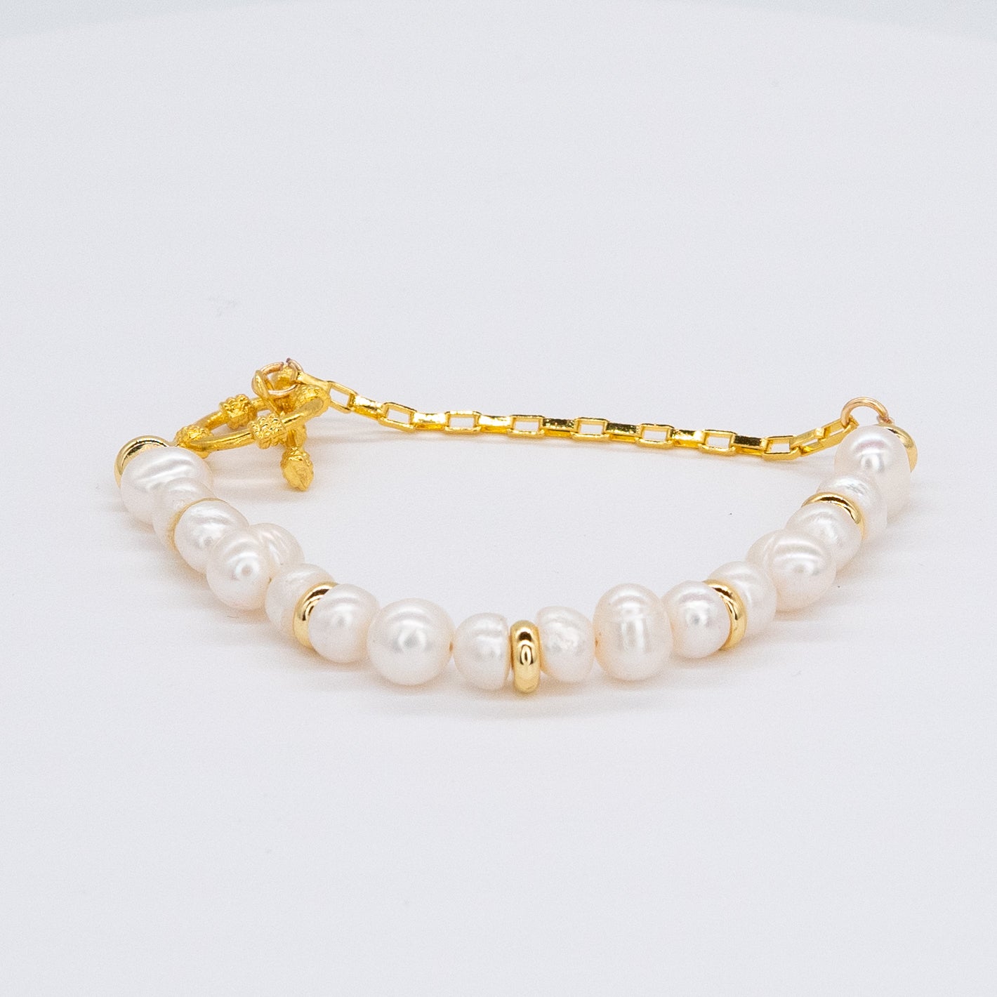 Dainty Cultivated Uneven Sea Pearl Bracelet - Relato.Jewelry