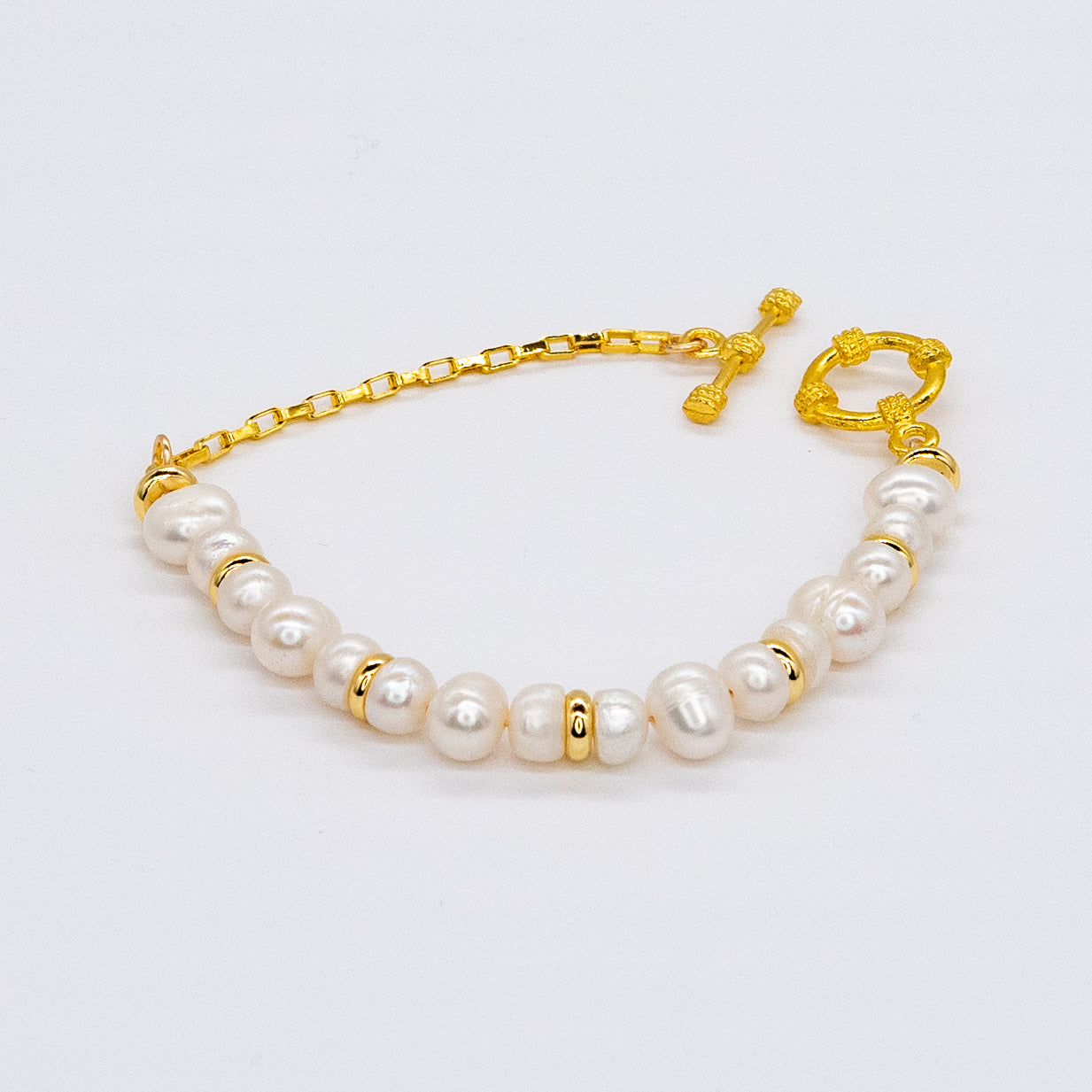 Dainty Cultivated Uneven Sea Pearl Bracelet - Relato.Jewelry